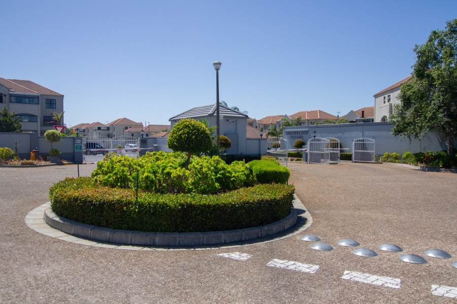 To Let 2 Bedroom Property for Rent in Vredekloof East Western Cape